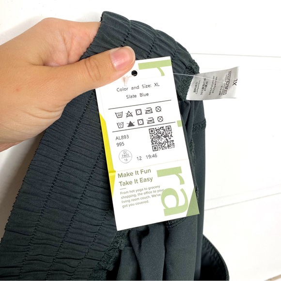 Halara NWT High Waisted Elastic Waistband Hiking Joggers Slate Blue Size XL - Picture 11 of 12